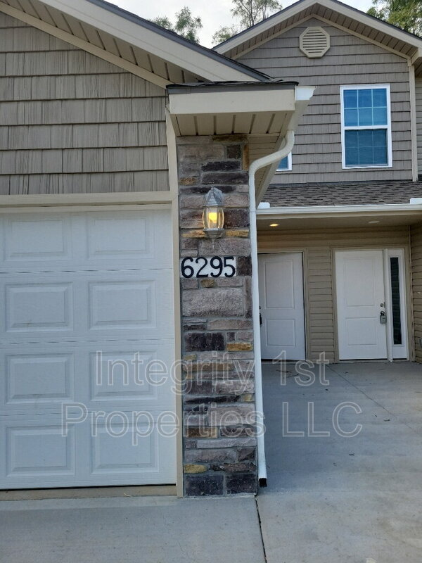 Photo - 6295 NE 44th St