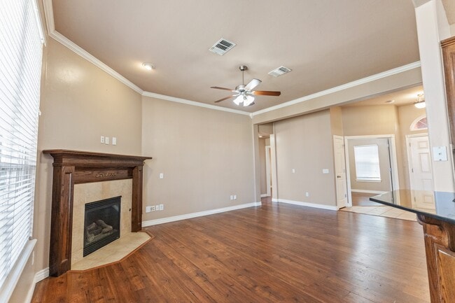 Photo - 2809 SW 92nd Ct