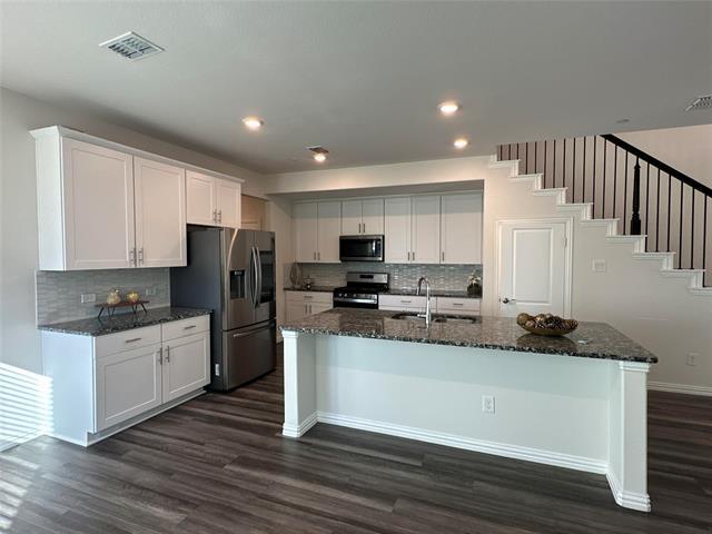 Photo - 4105 Stockyard Station Ln