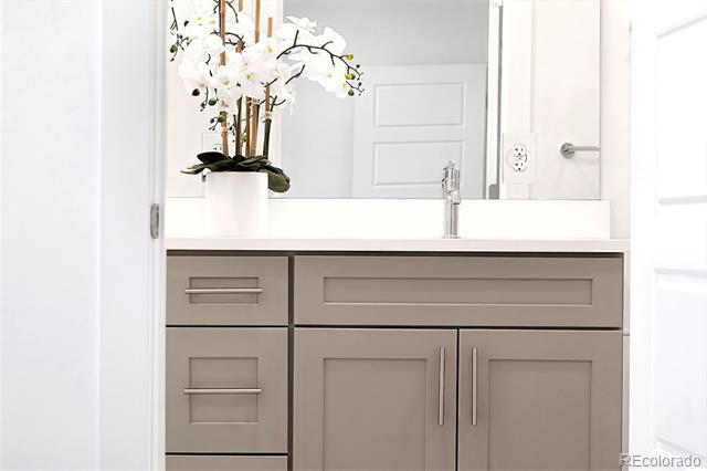 Photo - 16 Oneida Ct