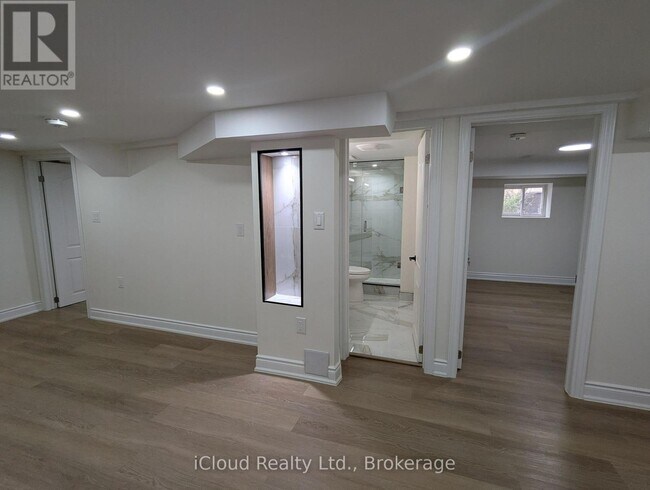 Photo - 54 Twenty Third St