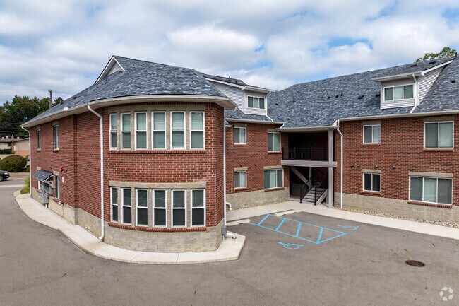Elliott Park Apartments
