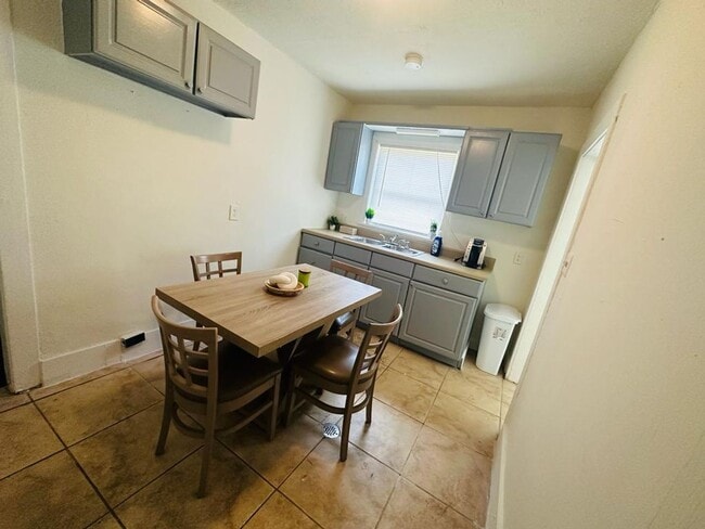 Photo - 728 Columbia St Unit 728 COLUMBIA A