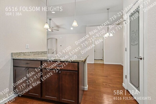 Photo - 6516 Folsom Hts