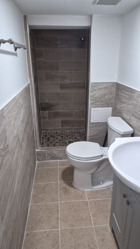 1560 Rockaway Pkwy Unit Bsmt
