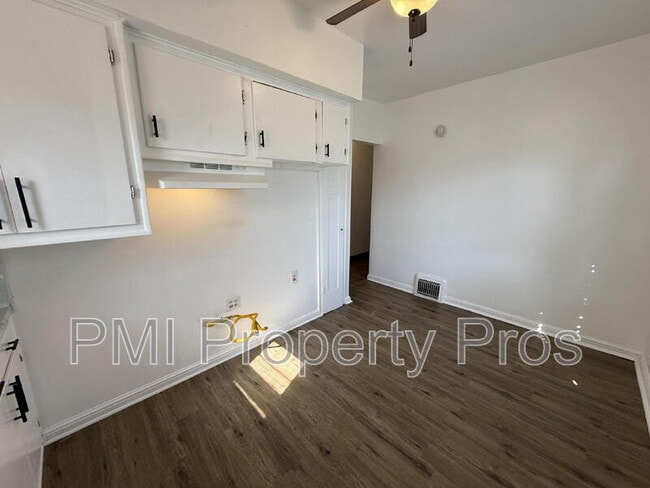 Photo - 2821 N 57th St