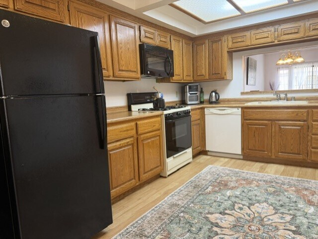 Photo - 7904 Shelter Island Way
