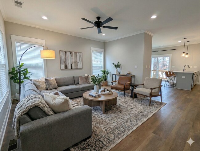 Photo - 568 Lowndes Hill Rd