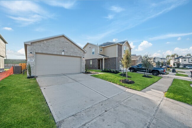 Photo - 15719 Autumn Chicory Dr