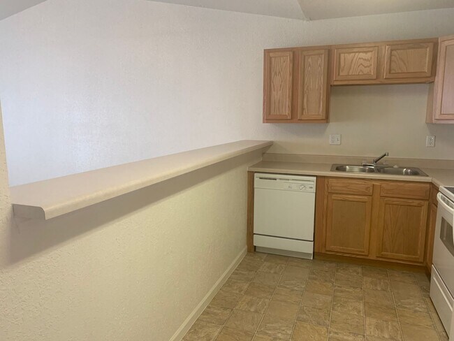 Photo - 6715-MF2-E2 Unidad B