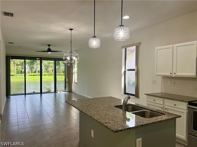 5507 Useppa Dr