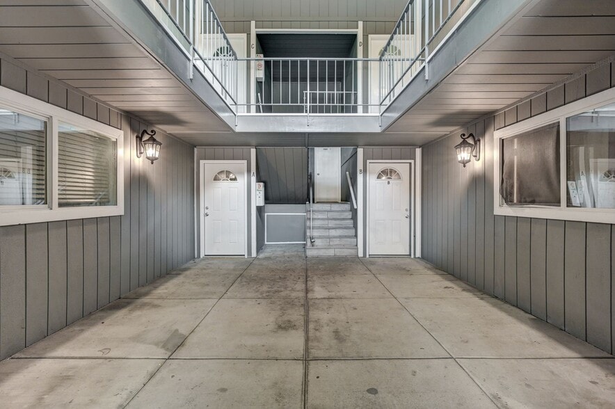 2516 S 286th Pl