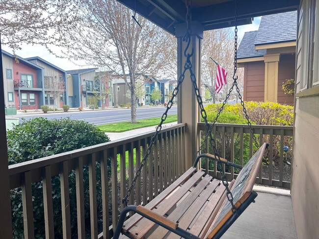 Photo - TAKE A LOOK AT THIS SPACIOUS HOME IN FIELDSTONE CROSSING!!!