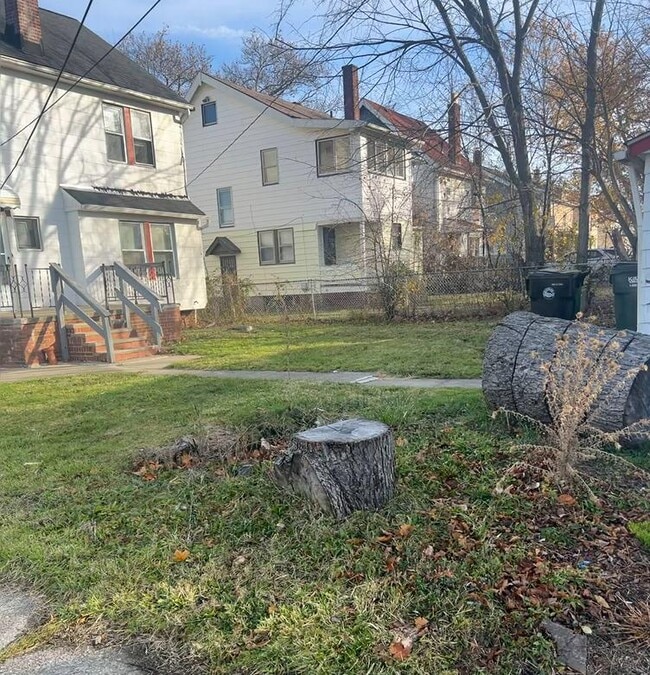 Photo - 13604 Maplerow Ave