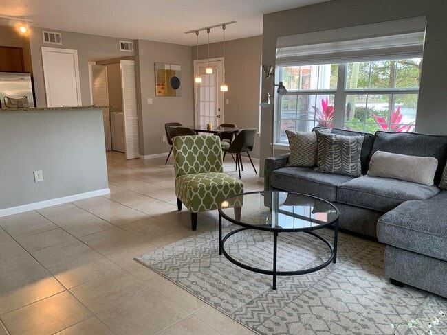Photo - 1125 Crystal Way Unit G