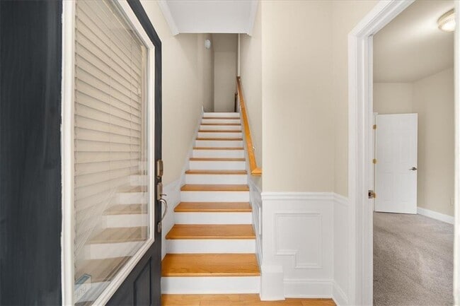 Photo - 205 16th St NW