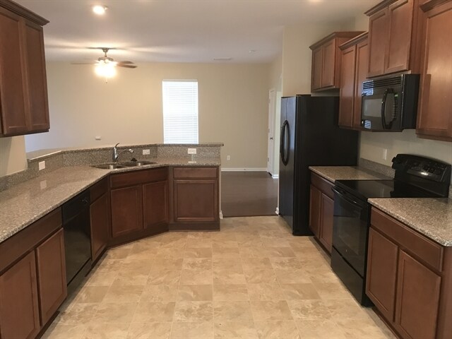 3 Bradford Ct