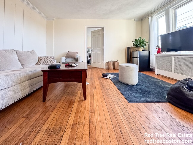 Photo - 28 Manet Rd Unit 3