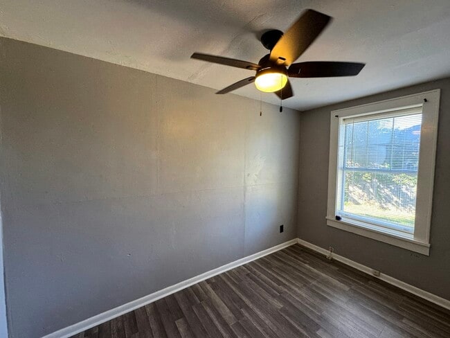 Photo - 207 E Court St Unit 3