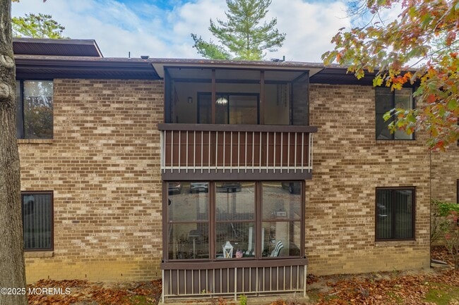 Photo - 177 Amberly Dr