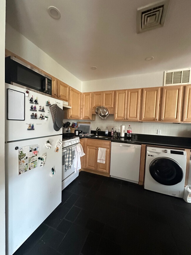 Photo - 100 Riverway Condo Unit 4