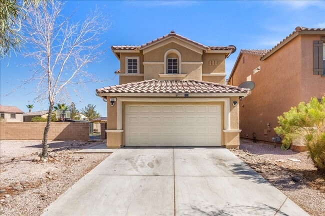 Building Photo - Stylish 3 Bedroom Living Meets Outdoor Fun Rental