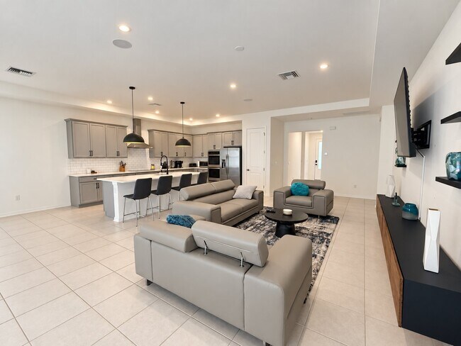 34212 Evergreen Hill Ct