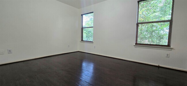 Photo - 21038 Narrow Gate Dr
