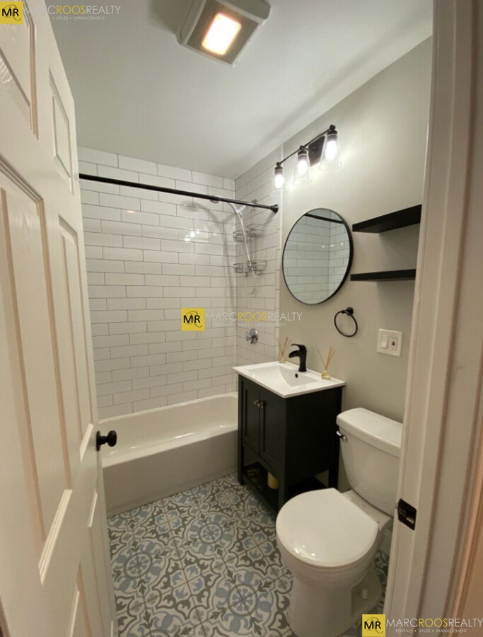 Photo - 1 Chelsea Ter Unit 2