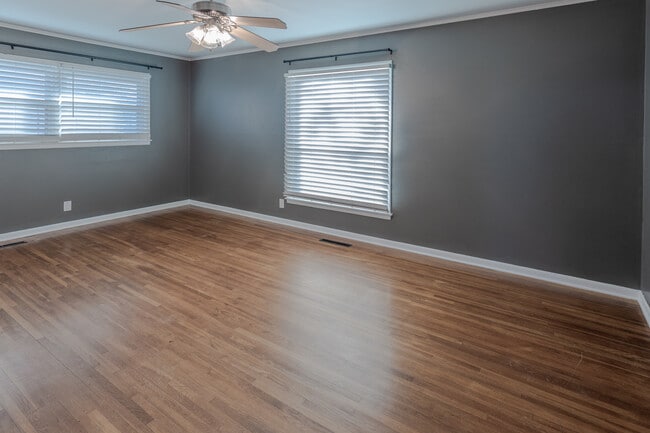 Photo - 1937 S Fulton Ave