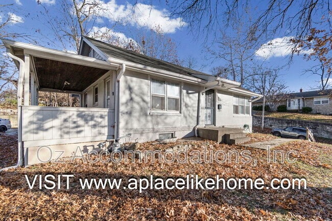 Building Photo - 1501 N 22nd St