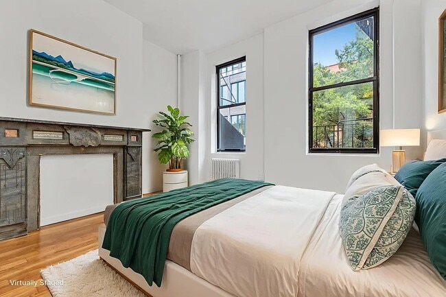 Building Photo - 8 St Marks Pl Rental