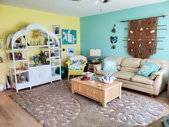 Photo - 1907 Canterbury Ln Unidad 14