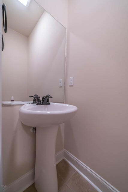 Photo - Darling 2b townhome. Close to everything