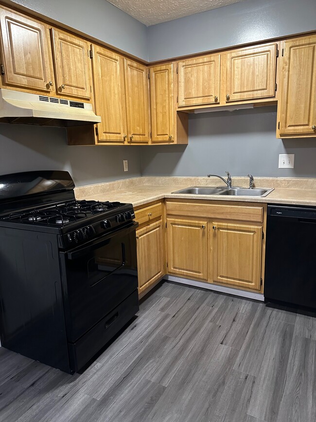 Photo - 3593 Scarberry Dr