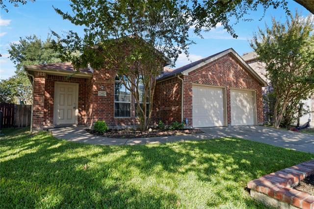 Photo - 3904 Oakhurst Ln