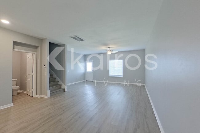 Photo - 917 NW 6th St