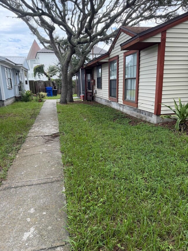 6416 Madison St Unit B.