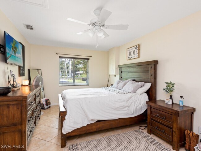 Photo - 5300 Cypress Ln