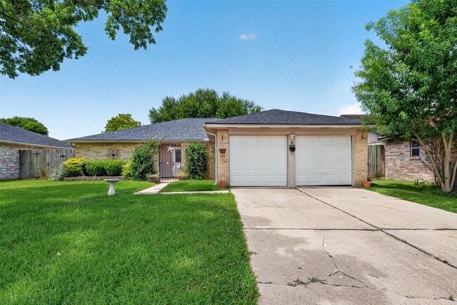 Photo - 15815 Thistledew Dr