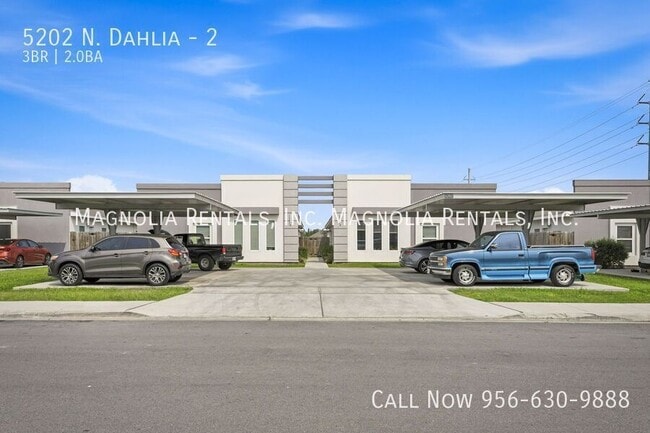 Building Photo - 5202 N Dahlia St