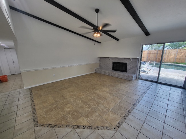 Photo - 5208 Pruitt Dr