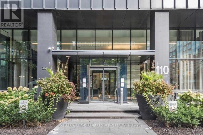 Photo - 110 Charles St E Unité 1410