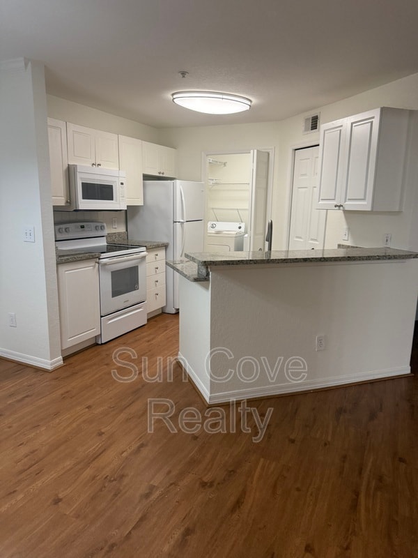 Photo - 4201 Woodstorks Walk Way Unidad 3206