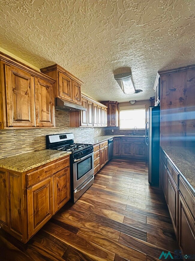 Photo - 1317 Stratford Ln