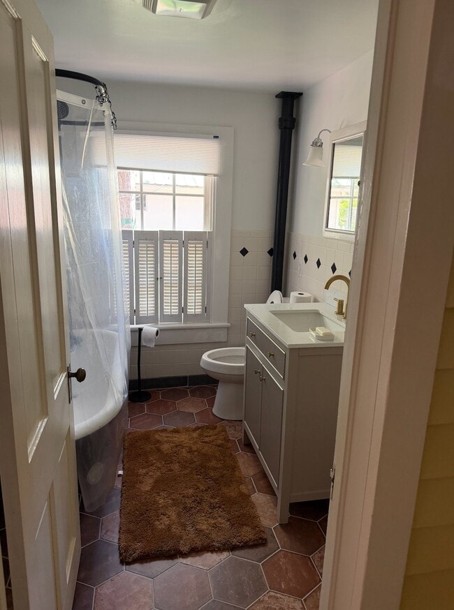 Photo - 5886 Poor Mountain Rd