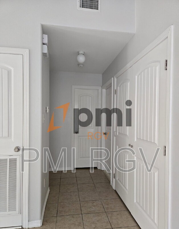 Photo - 112 W Amy Dr Unidad B