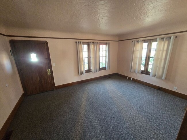 Photo - 1822 Earle St