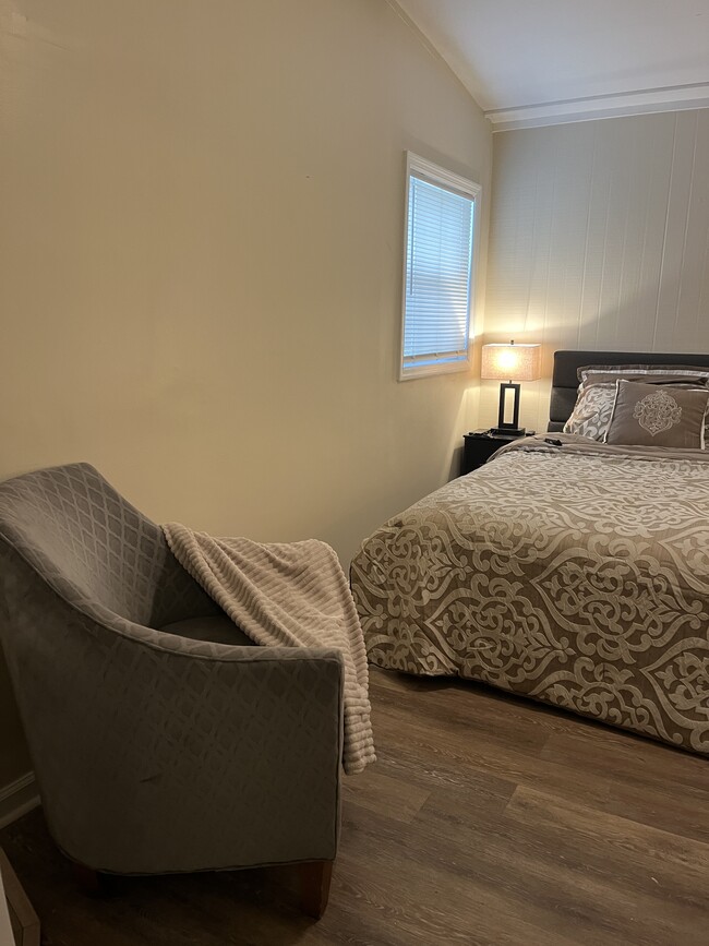 Photo - 204 E Jean St