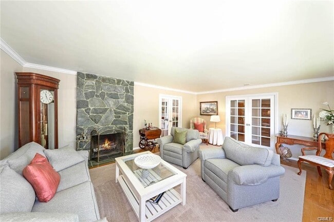 Photo - 117 Catherine Park Dr